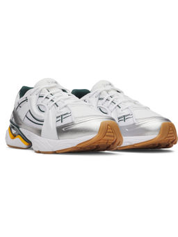 Under Armour - Unisex Sola Round Toe Sneakers