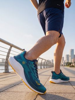 CULT - Men's VoltStride Running Shoes - Green