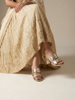 Chaal Chalan - Gold Almond Toe High Top Sandals