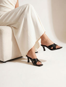 Chaal Chalan - Black Square Toe High Top Sandals