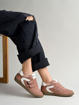 Shoetopia - Women's Peach Double Strap Casual Sneakers