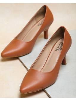SHUZ TOUCH - Solid Tan Pump Heels