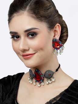 Moedbuille - Crystals & Pearls Antique Tribal Design Oxidised Silver Plated Jewellery Set