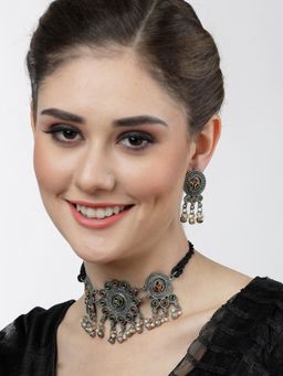 Moedbuille - Crystals & Pearls Antique Floral Oxidised Silver Plated Tasselled Jewellery Set