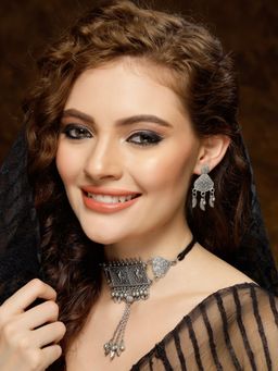 Moedbuille - Ghungroo Studded Antique Tasselled Design Oxidised Silver Plated Temple Jewellery Set