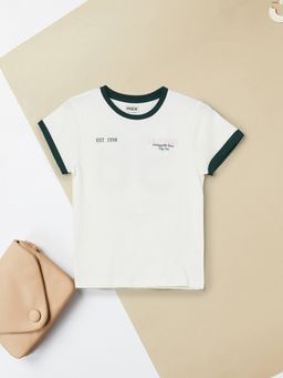 max - Girls White Pure Cotton Half Sleeves T-shirt