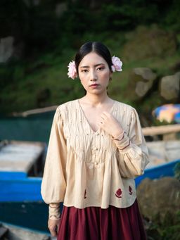 URNAM - Beige Ella Top