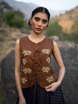 URNAM - Brown Chirrup Top