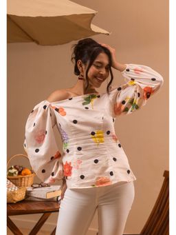 Beyond Tara - White Floral Printed Capri Top