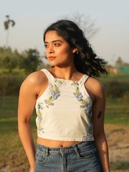 Rasra Mai - Pavaanii White Hand-Embroidered Crop Top