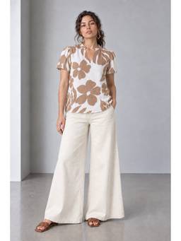 Virgio - White Printed Gauze Botanical Printed Top