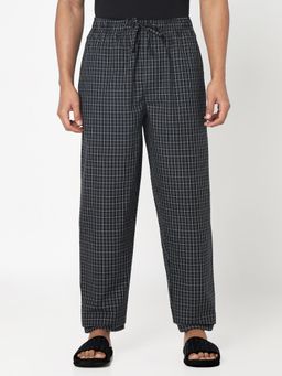 R&B - Checked Relaxed Men Pyjama