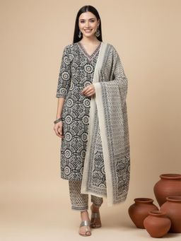 Gahan - Womens Cotton Blend Printed Kurta Pant With Dupatta