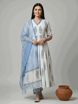 Gahan - Womens Cotton Blend Printed Anarkali Kurta Pant With Dupatta