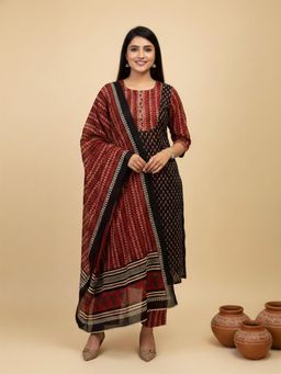 Gahan - Womens Cotton Blend Printed Kurta Pant With Dupatta