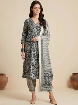 Gahan - Womens Cotton Blend Printed Kurta Salwar With Dupatta