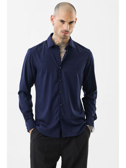 Snitch - Men Navy Blue Solid Casual Shirt