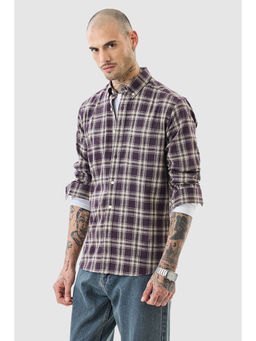 Snitch - Men Purple Checks Casual Shirt