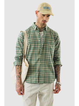 Snitch - Men Green Checks Casual Shirt