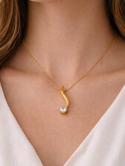 ZAISHA - Golden Curve Solitaire Necklace - 18K Gold Plated