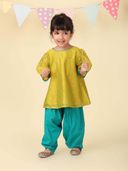 Teal color option, Currently selected