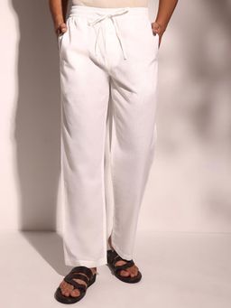 Fabindia - Men White Solid Regular Fit Chinos