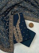 Navy Blue color option, Currently selected