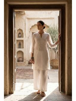 HERITAGE - Women White Embroidered Mul Chanderi Kurta with Pant