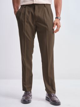 HIGHLANDER - Men Brown Solid Double Pleated Elasticated Relaxed Soft Trouser
