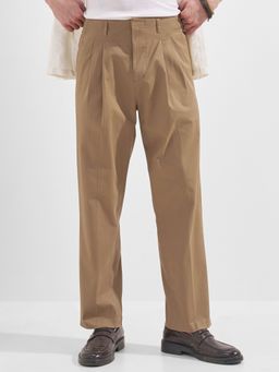 HIGHLANDER - Men Khaki Washed Relaxed Pleated Trouser