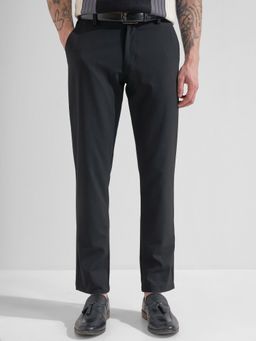 HIGHLANDER - Men Black 4 Way Lycra Super Stretch Solid Traveller Trouser
