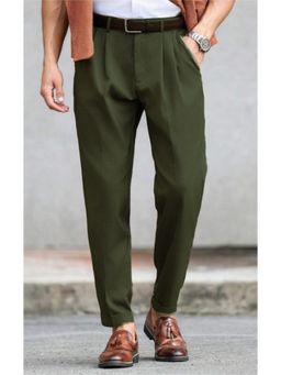 Off Duty India - Men Olive Silk Solid Tapered Fit Pant