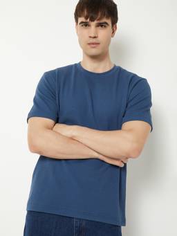 max - Blue Men Textured T-Shirt