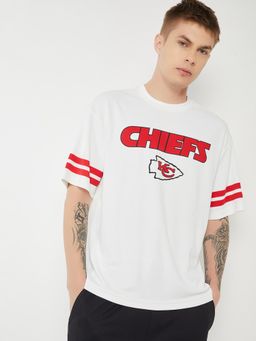 max - White Men Chiefs Typography Sports T-Shirt