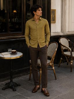 CAHOOT - Men Olive Solid Regular Fit Casual Shirt