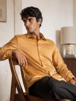 CAHOOT - Men Gold Textured Full Sleeve Party Shirt