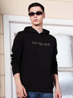 CRIMSOUNE CLUB - Men Black Typographic Printed Hooded Sweatshirt