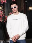 Off White color option