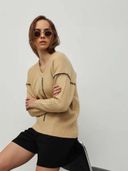 Beige color option, Currently selected