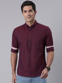 Classic Polo - Men Maroon Slim Fit Solid Cotton Casual Shirt