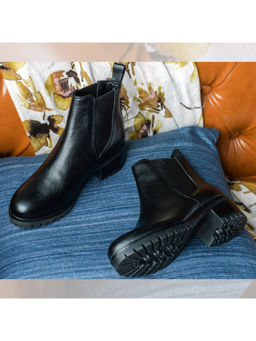 Saint G - Womens Black Leather Ankle Boots