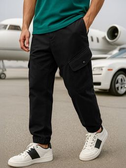 Bewakoof - Air 1.0 Men's Black Super Loose Fit Cargo Joggers