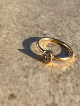 ANUSHKA JAIN JEWELLERY - 925 Single Diamond Ring Gold