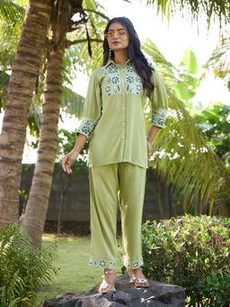 Autumnlane - Green Sharad Fern Embroidery Co-Ord Set