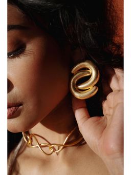BaalaJewels - Green S Shaped Earrings