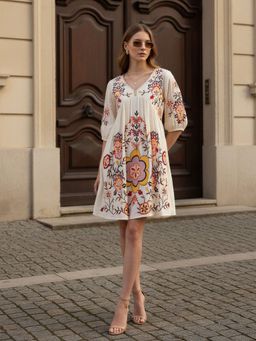 ZUMMER - Off White Floral Embroidered Puff Sleeve Short Dress