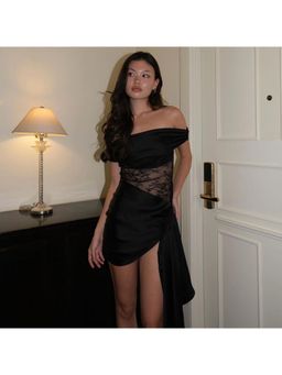 Miakee - Black Kat Off Shoulder Dress