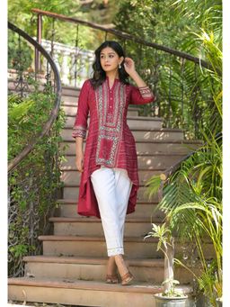 Juniper - Maroon Bandhani Printed Liva Rayon Tunic with Sequins and Thread Work