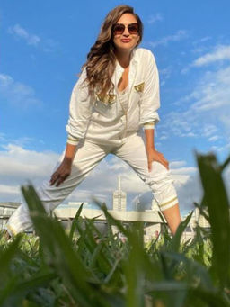 Richaa Goenka - White Cotton Studwork Bomber Jacket