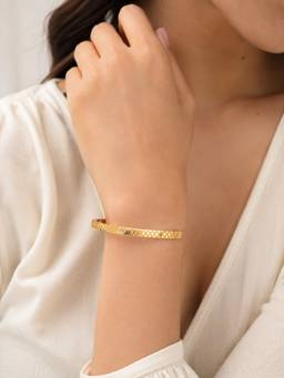 ABHUSHANAM - Women White 18K Gold Plating Alloy Braclet